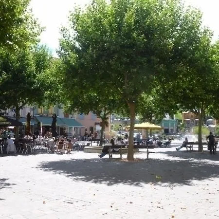 Le Rocher - N°10 * Ax-les-Thermes